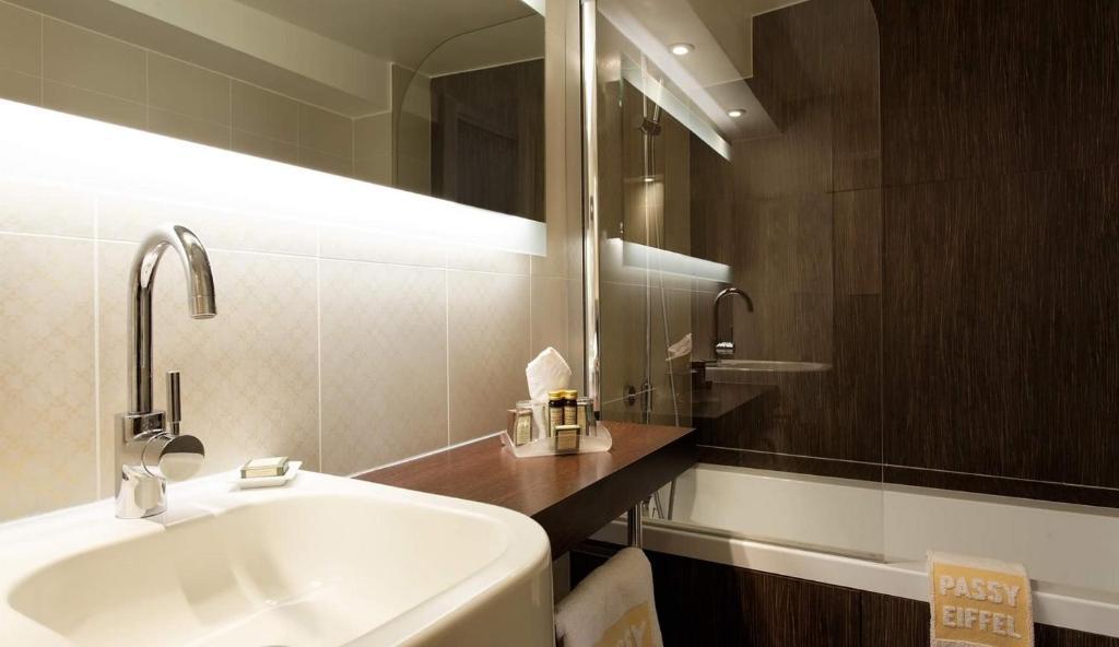 Chambre Deluxe Double ou Lits Jumeaux